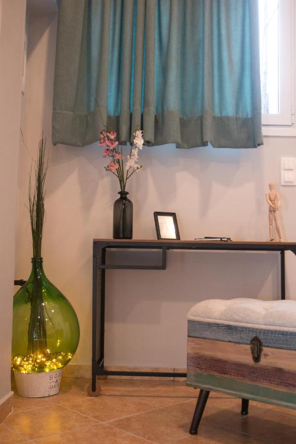 Loft Renovated Flat 5' From The Old Town Corfu Διαμέρισμα Corfu  Εξωτερικό φωτογραφία