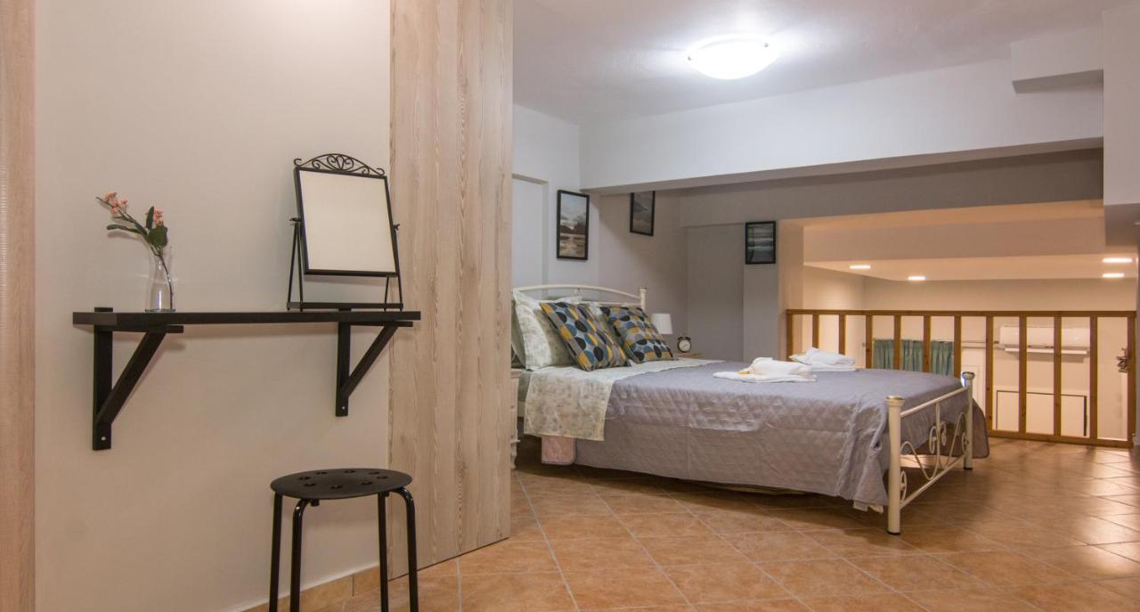 Loft Renovated Flat 5' From The Old Town Corfu Διαμέρισμα Corfu  Εξωτερικό φωτογραφία